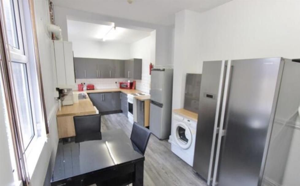 Property photo 1 of 12 4.Png