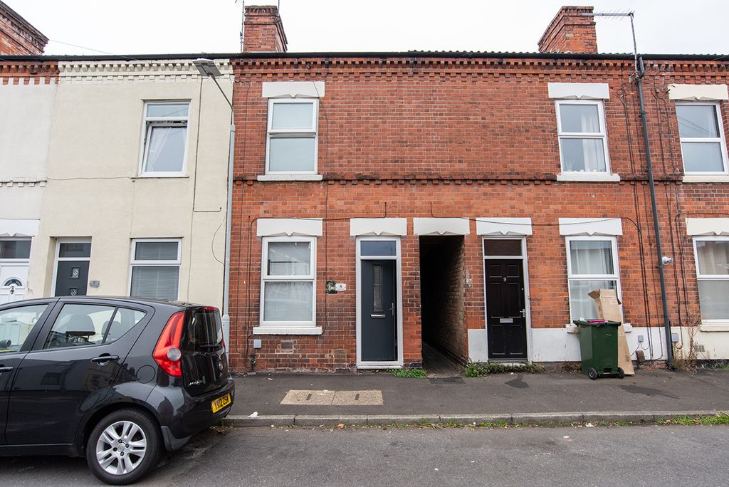 Property photo 1 of 25