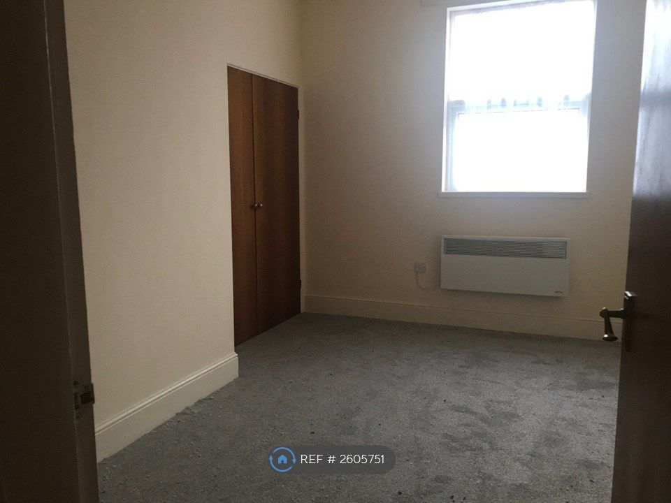 Property photo 3 of 4