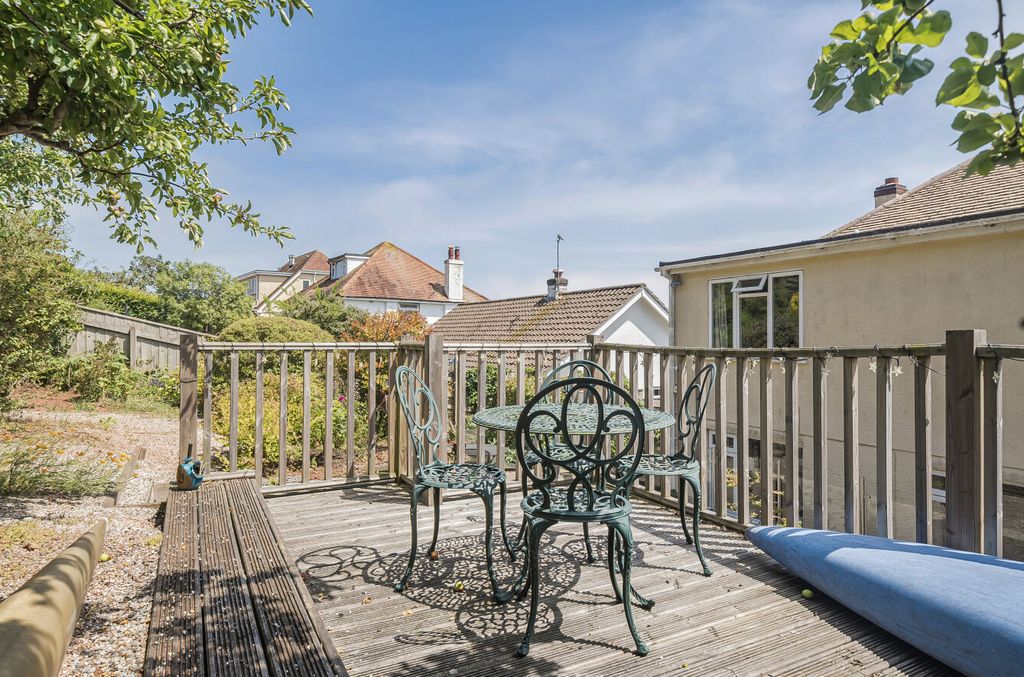 Property photo 3 of 25 1318392-5-6862B3F...