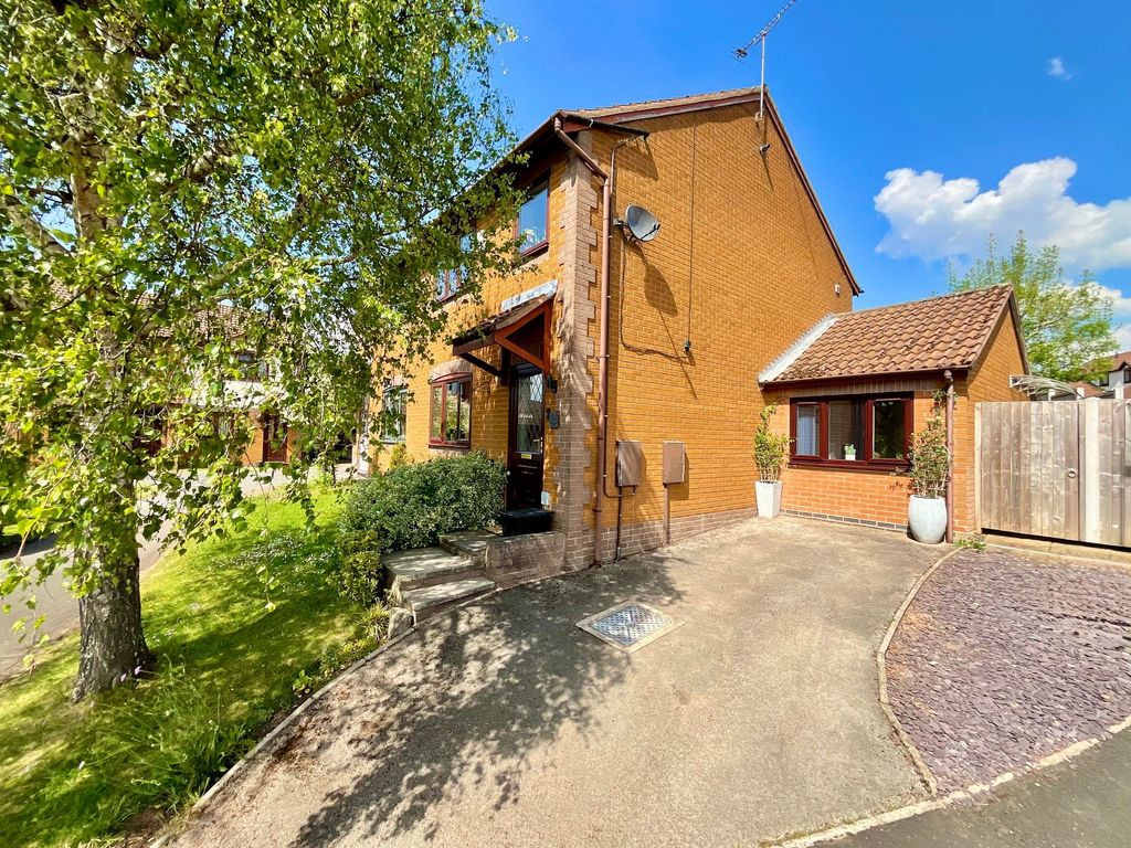 Property photo 1 of 20