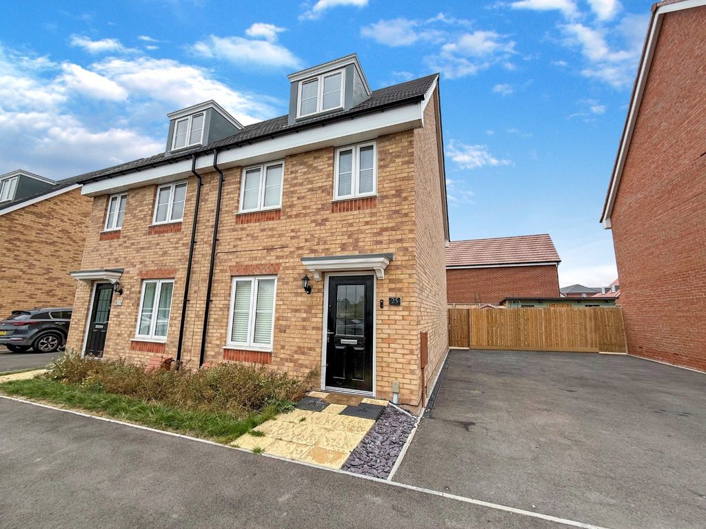 Property photo 1 of 16 4031351