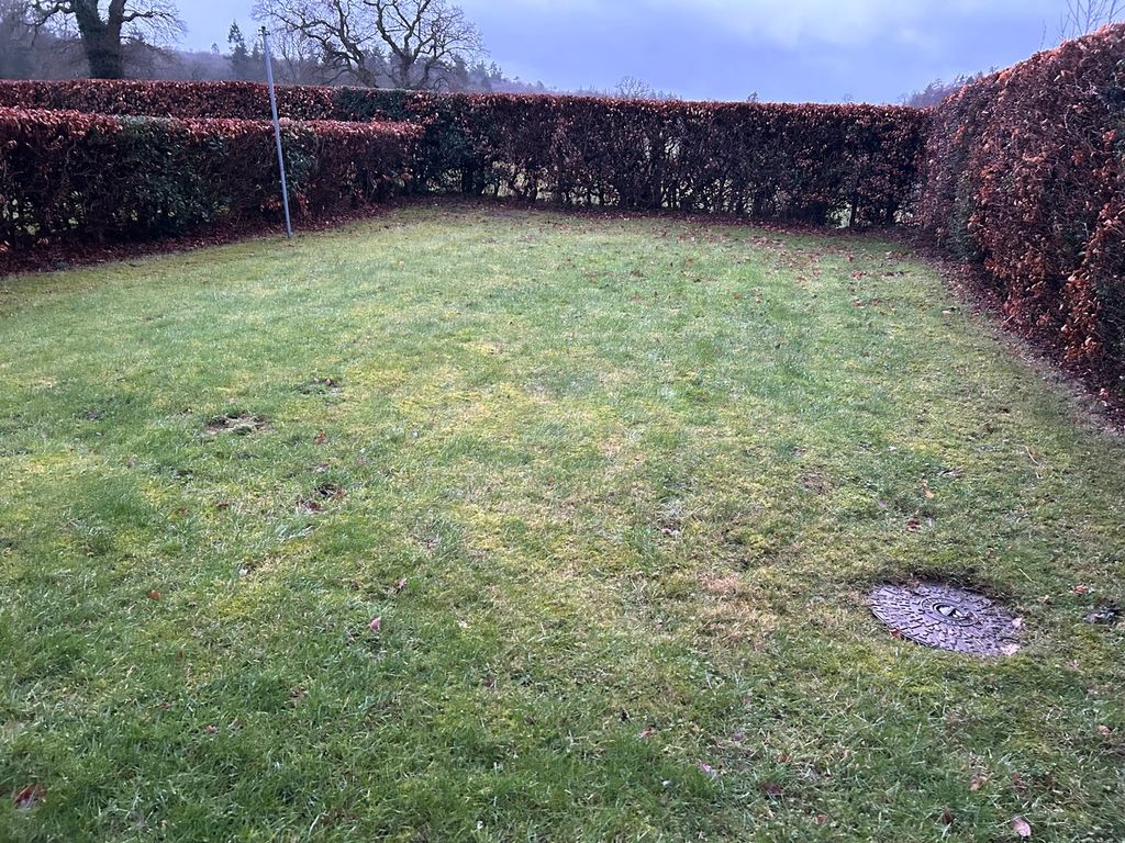 Property photo 3 of 9 Garden