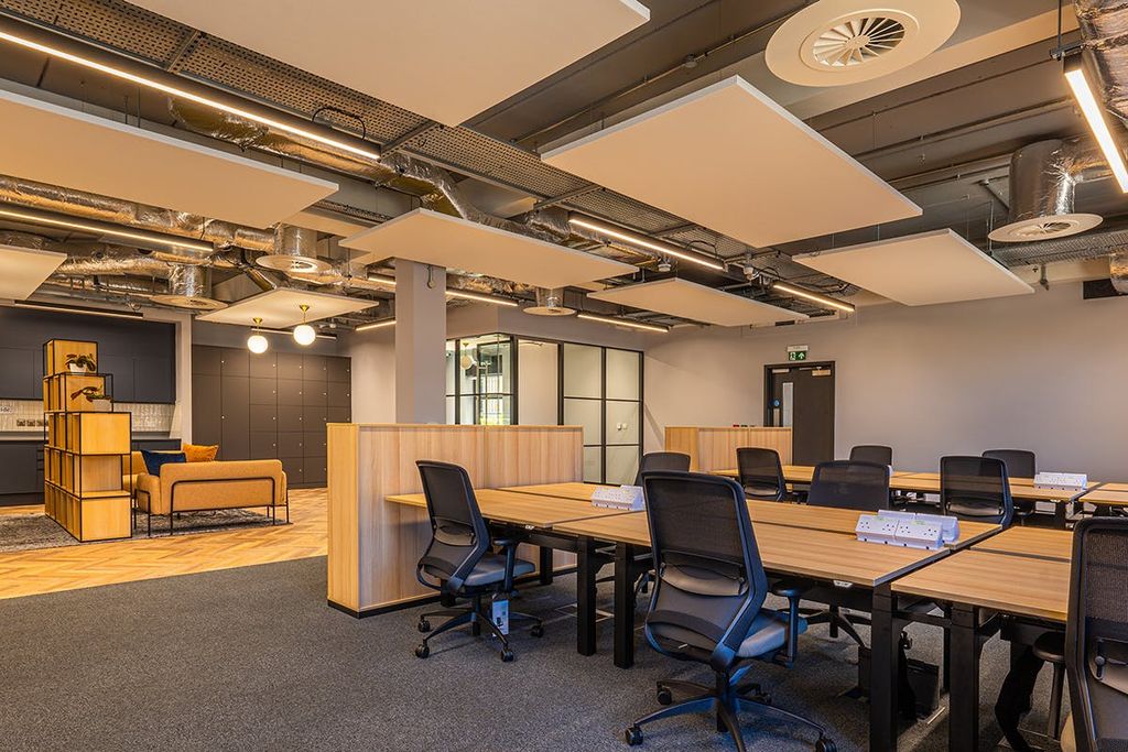 Property photo 3 of 13 Suite 2 15_W.Jpg