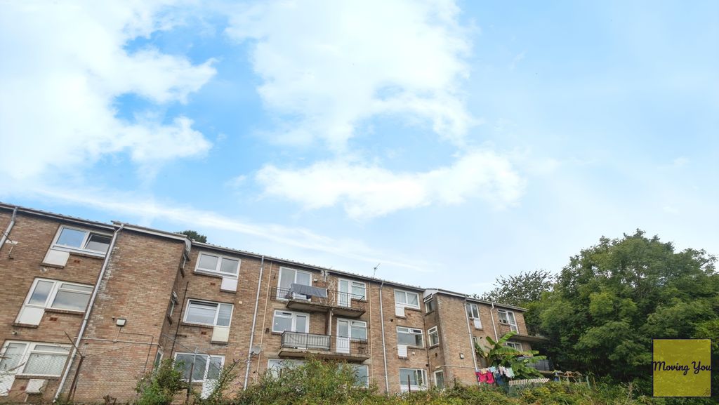 Property photo 1 of 8 840A894c-1000027731