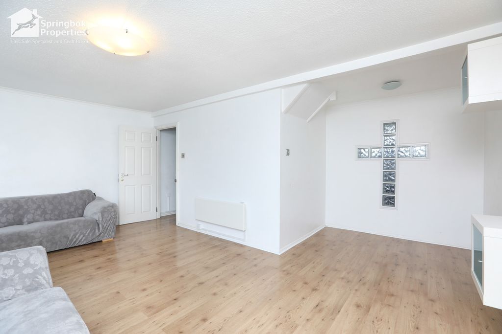 Property photo 3 of 12 Image 3