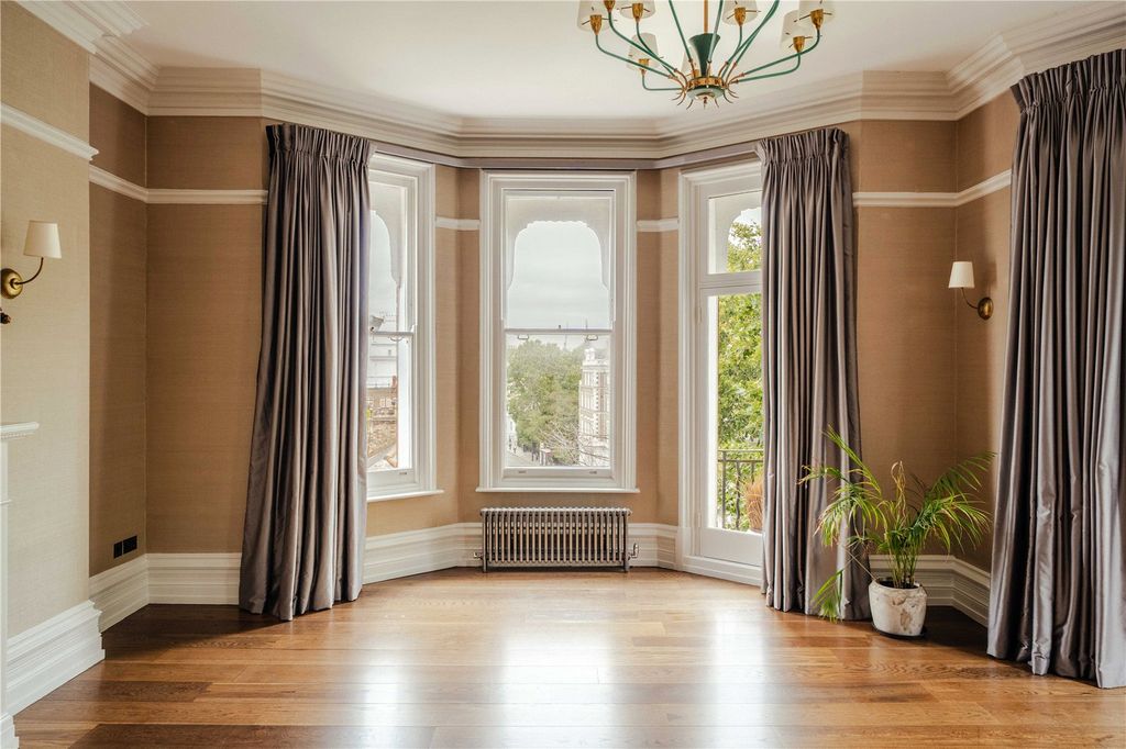 Property photo 3 of 15 Reception Room