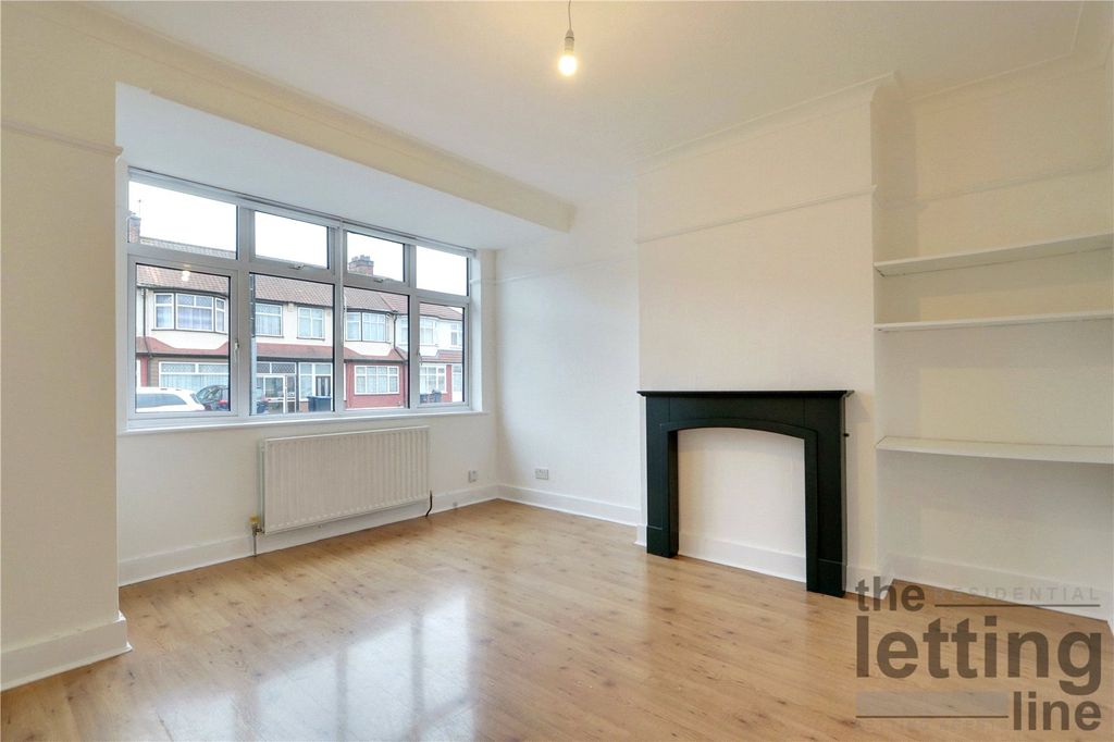 Property photo 2 of 19 Picture No. 06