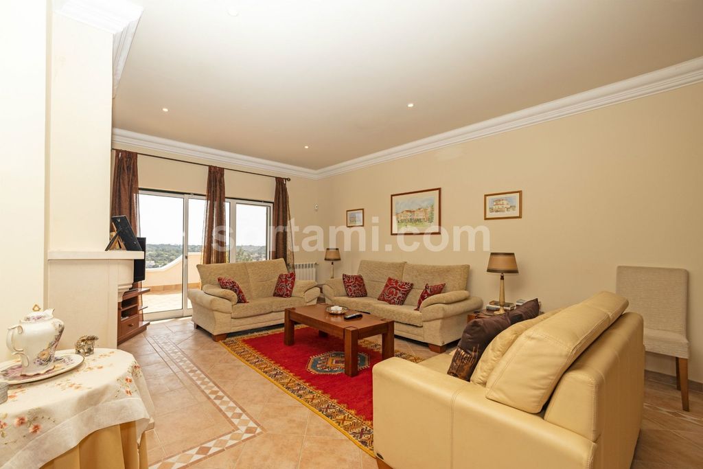 Property photo 2 of 62