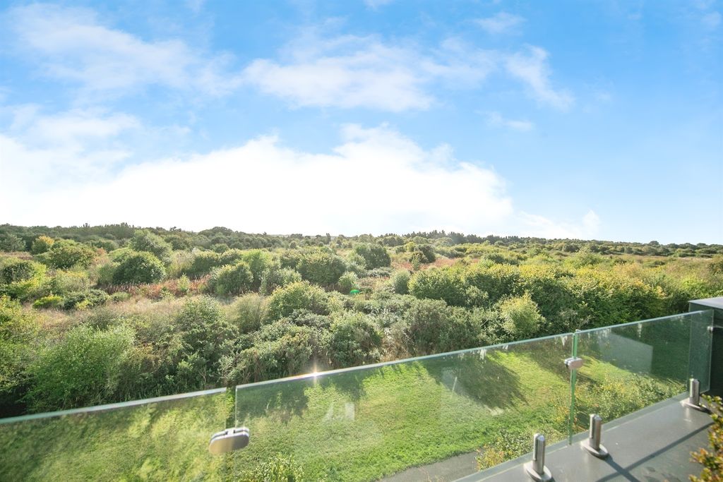Additional image 25 of 6 bed detached house for saleDunwich Close, Ipswich IP3