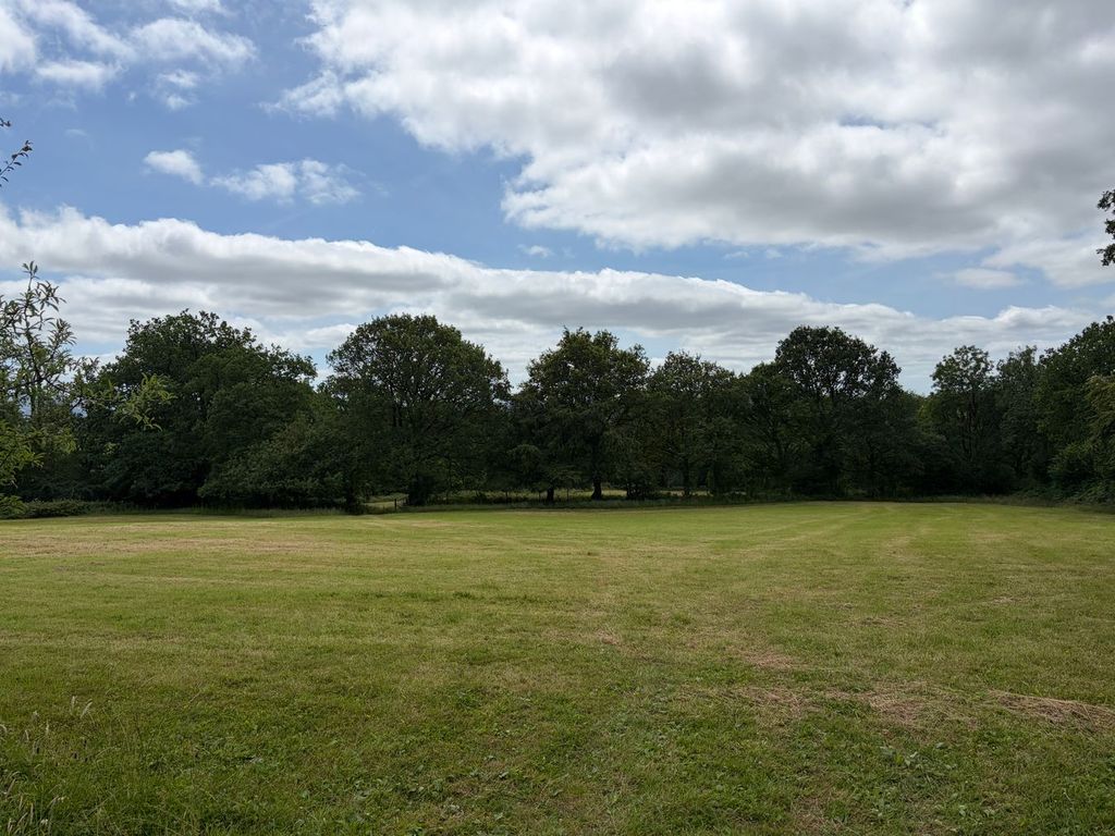 Property photo 2 of 36