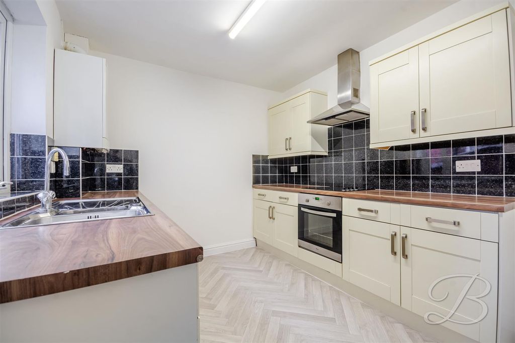 Property photo 3 of 28 Ccltd-21.Jpg