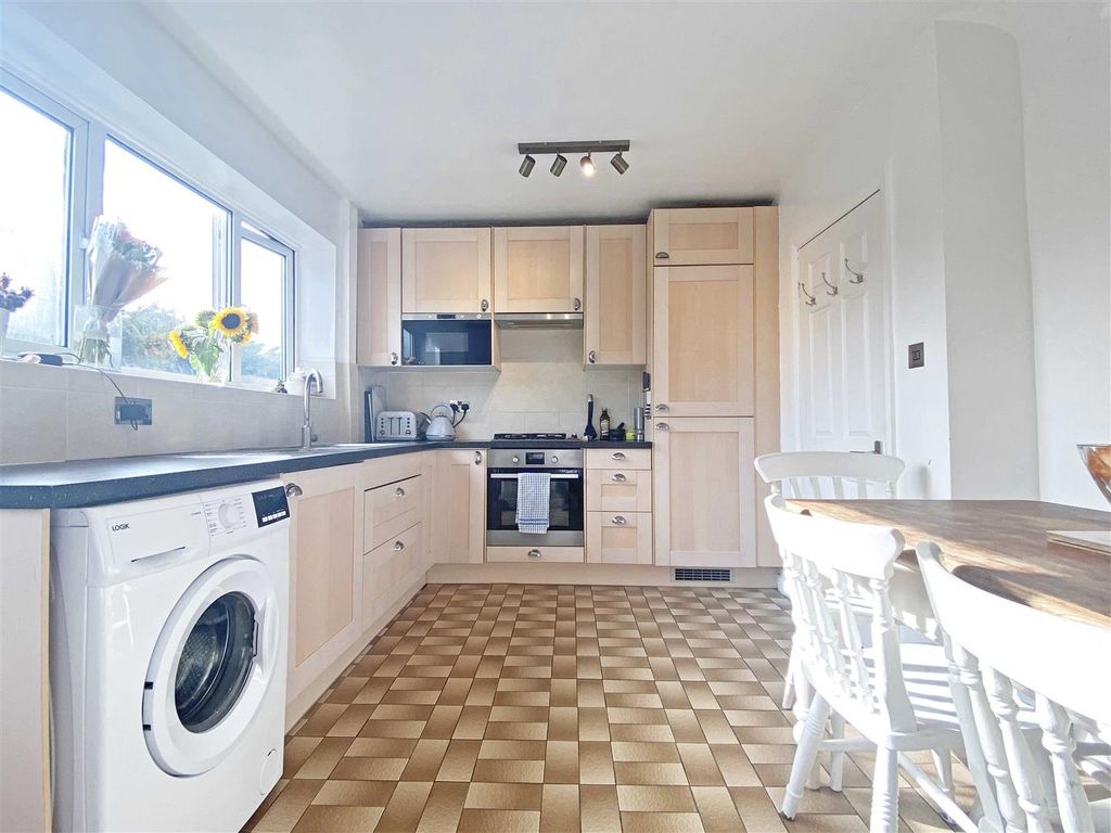 Property photo 3 of 12 Kd2.Jpg