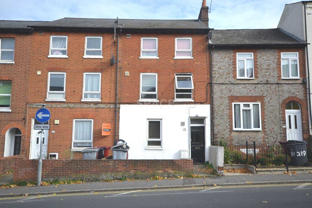 Property photo 2 of 5