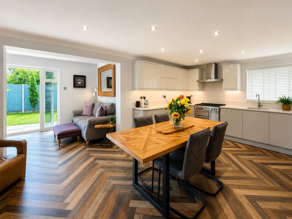 Property photo 3 of 31 5301082