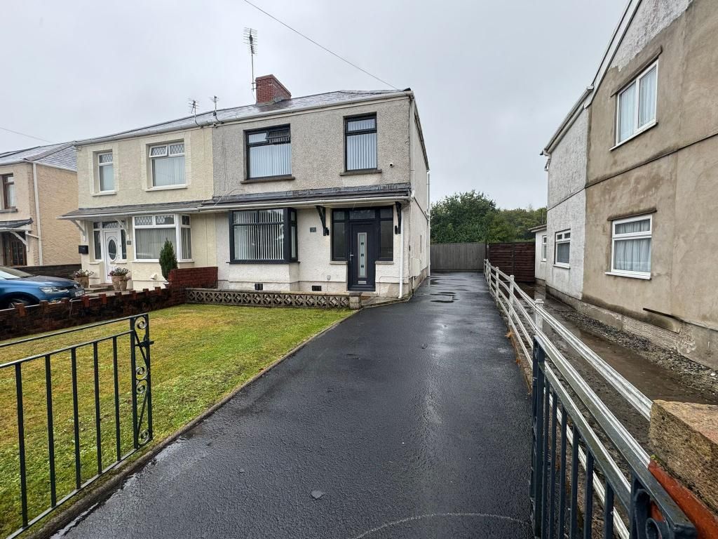 Property photo 1 of 27