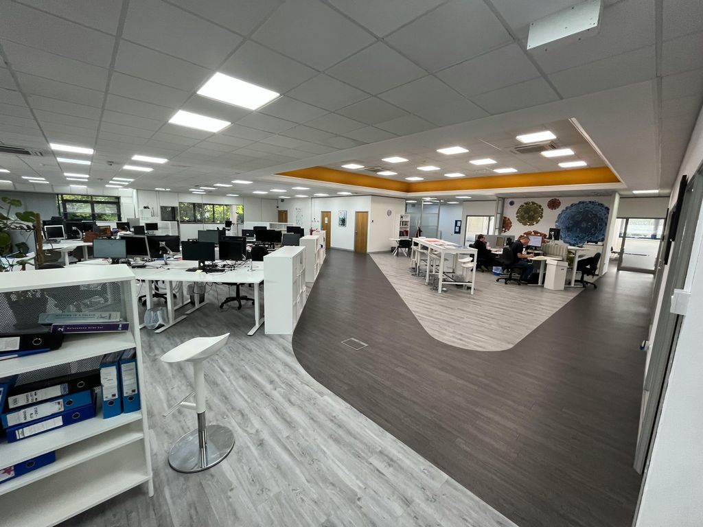 Property photo 3 of 14 Img_0124.Jpg