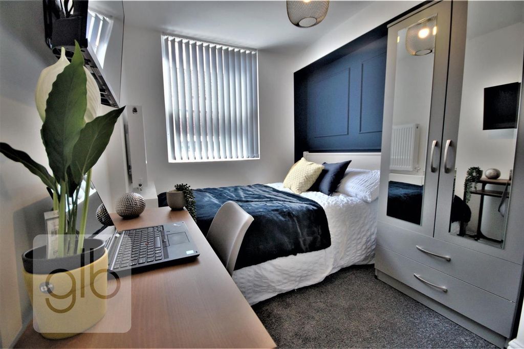 Property photo 1 of 12 12.Png