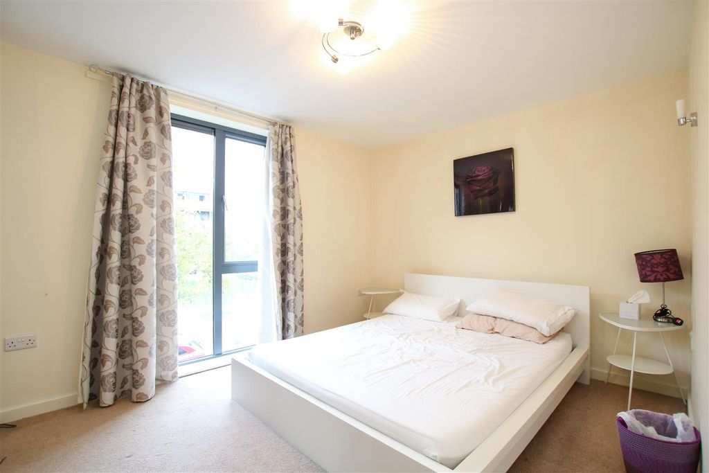 Property photo 3 of 6 Property Photo