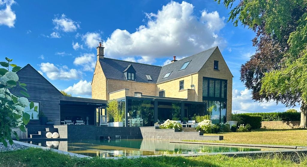 Property photo 1 of 21 Picture No. 34