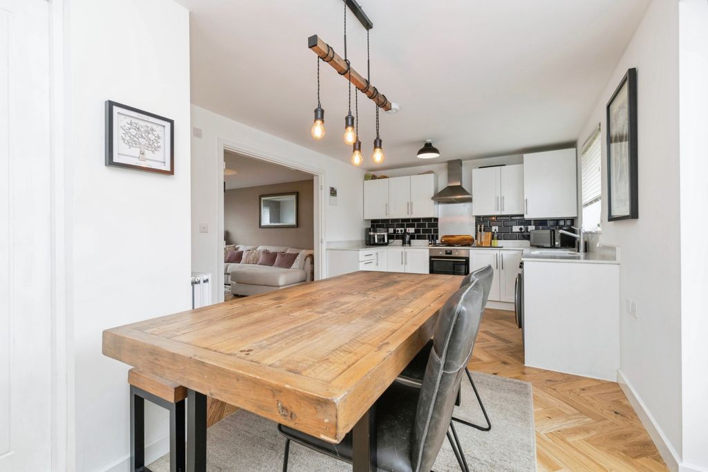 Property photo 1 of 20 Kitchen Diner