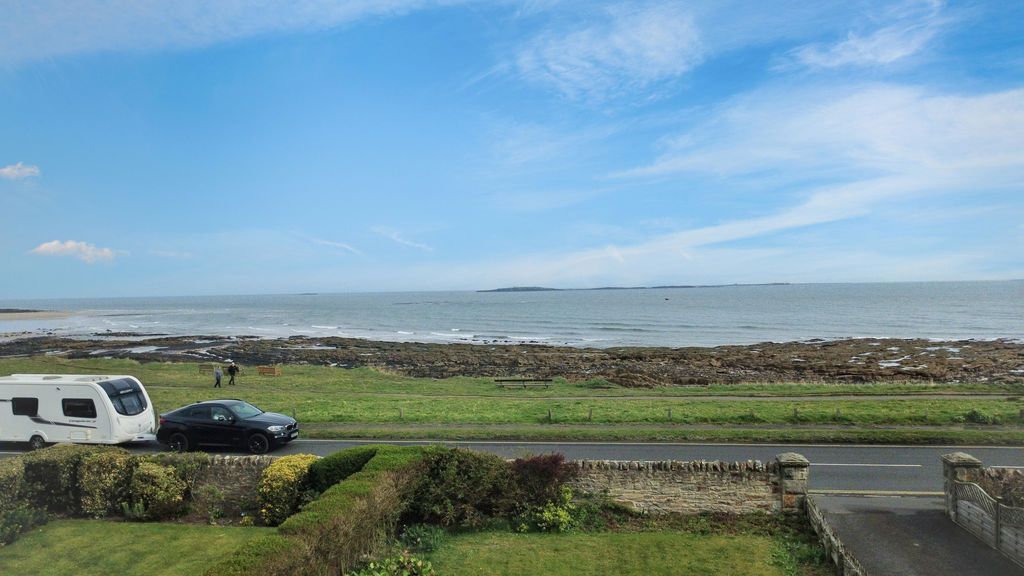 Property photo 3 of 18 Photo 19