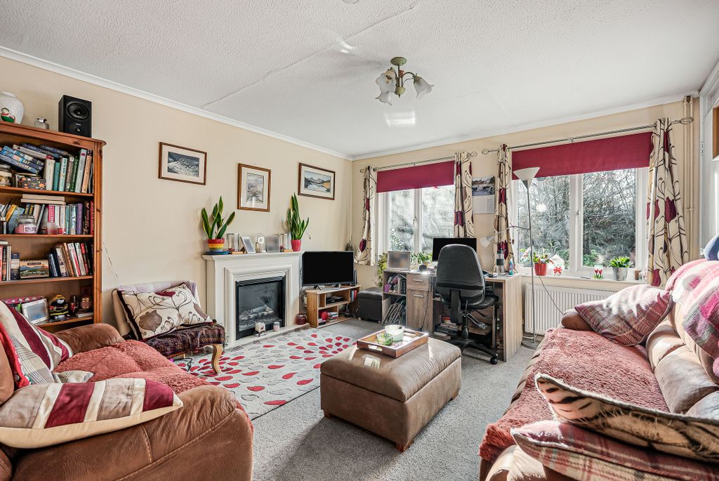 Property photo 2 of 6 470805