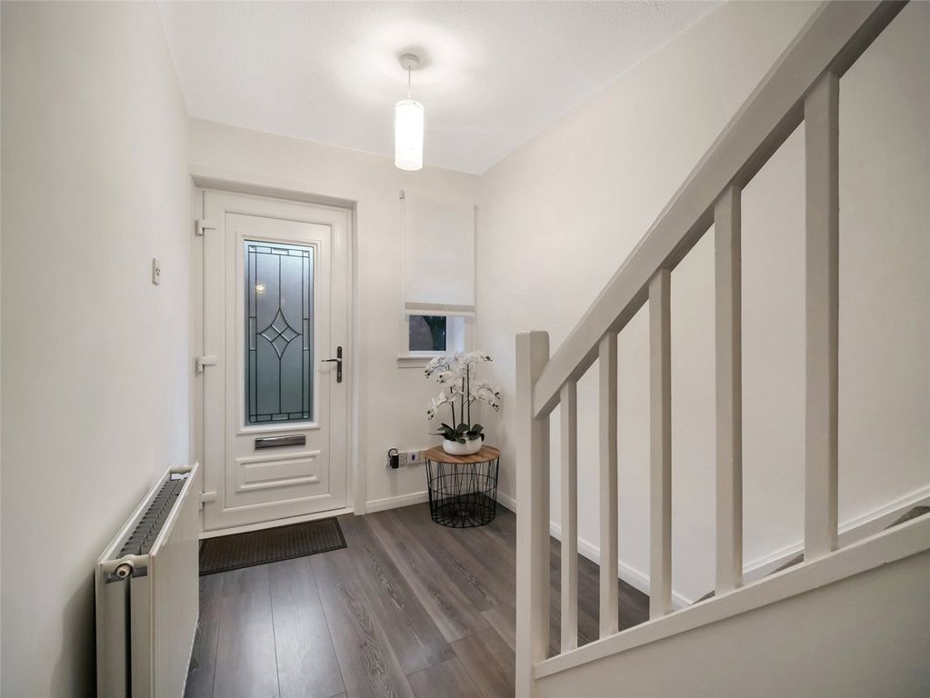 Property photo 3 of 20 Hallway