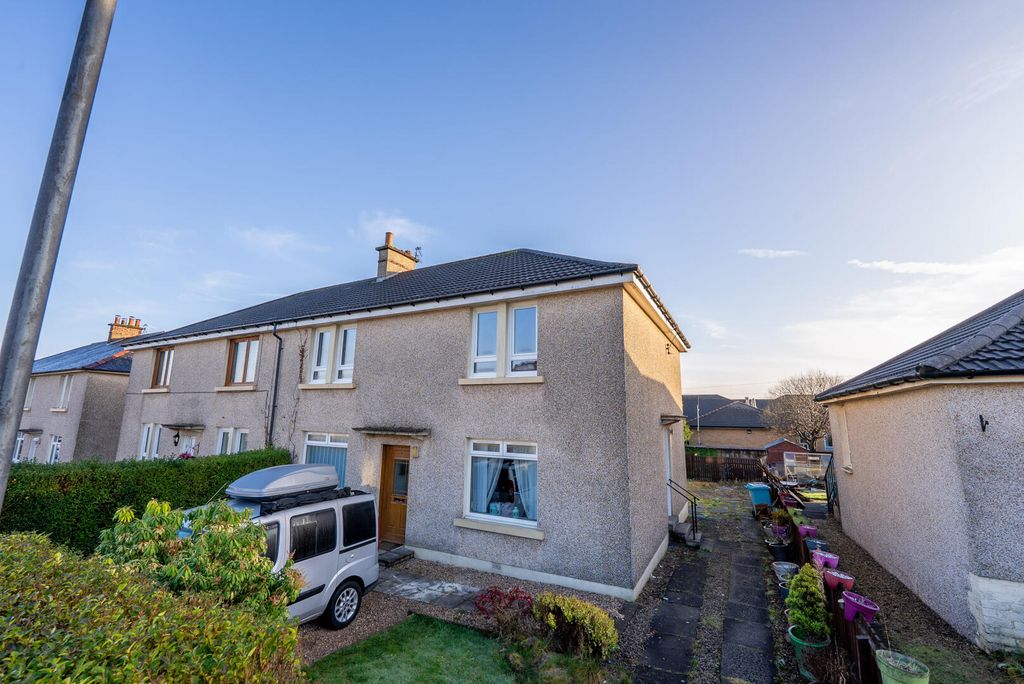 Property photo 1 of 12 Front (Exterior)