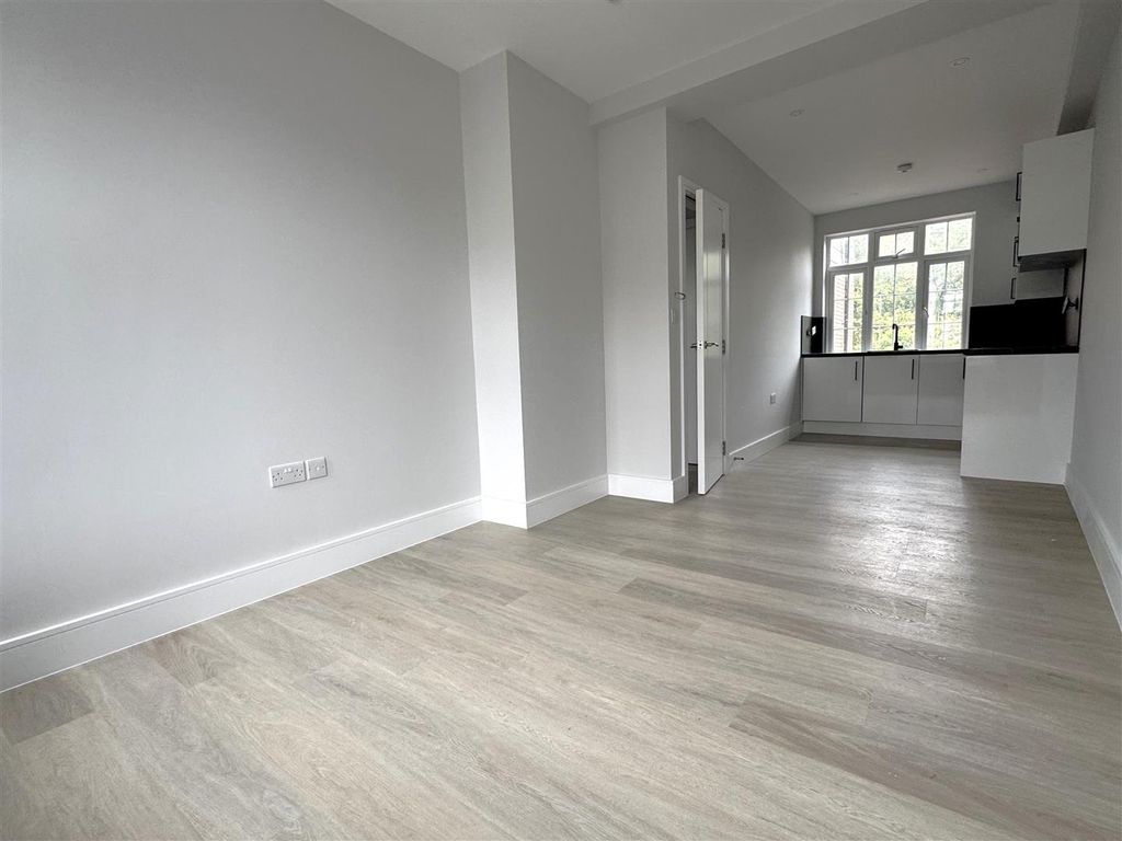 Property photo 2 of 7 Img_0858.Jpg