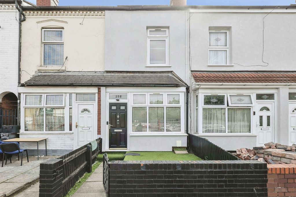 Property photo 1 of 17