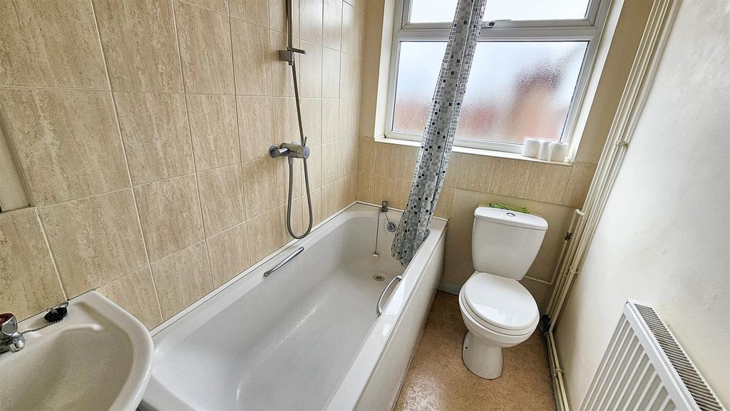 Property photo 3 of 11 20250522_111554.Jpg