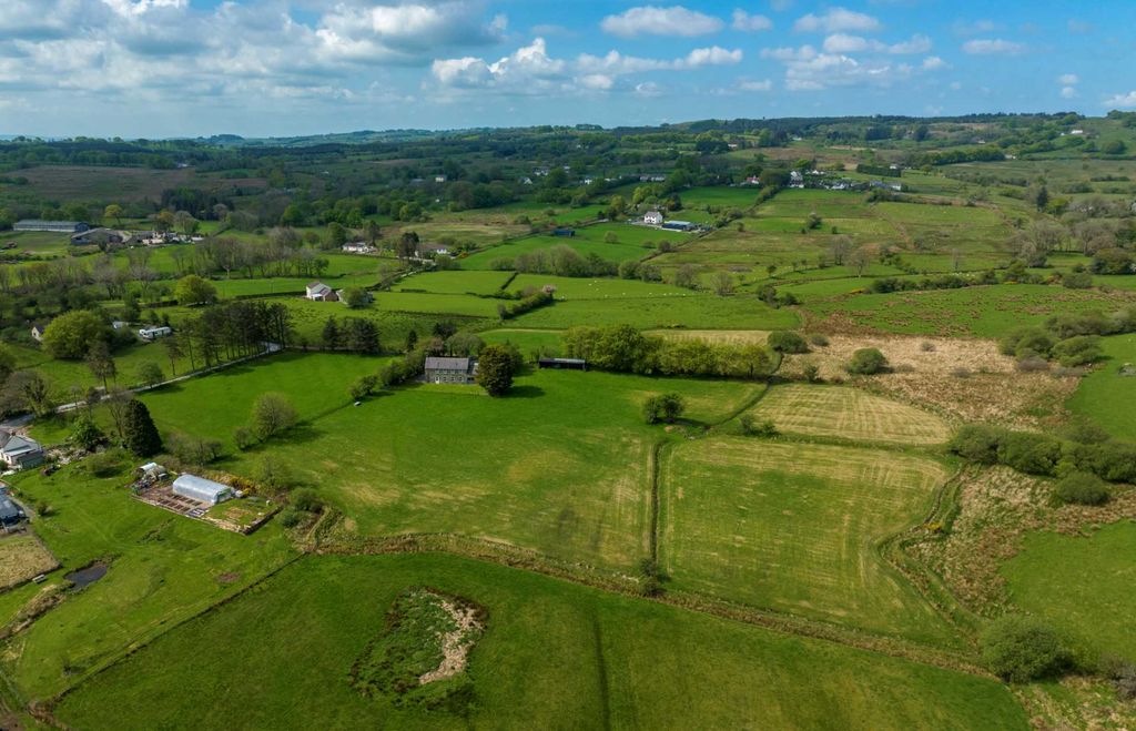 Property photo 1 of 47