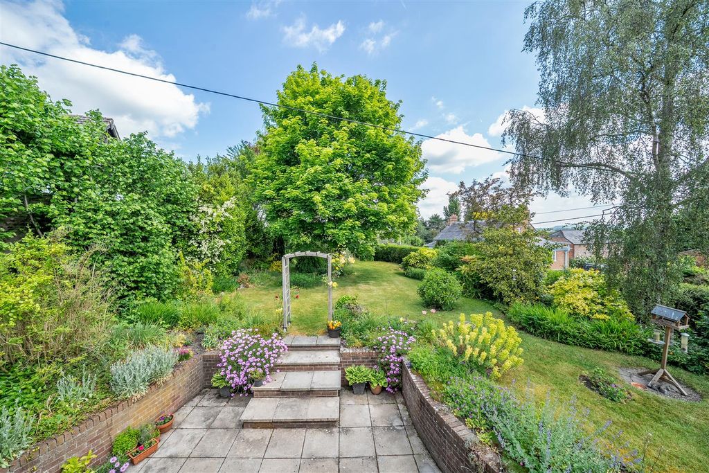 Property photo 3 of 21 1297400-2-682F04d84Efe7-Arw.Jpg