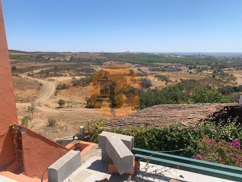 Property photo 3 of 25