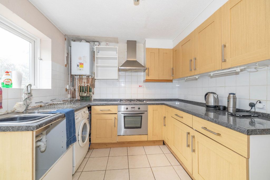 Property photo 3 of 11 Picture 3