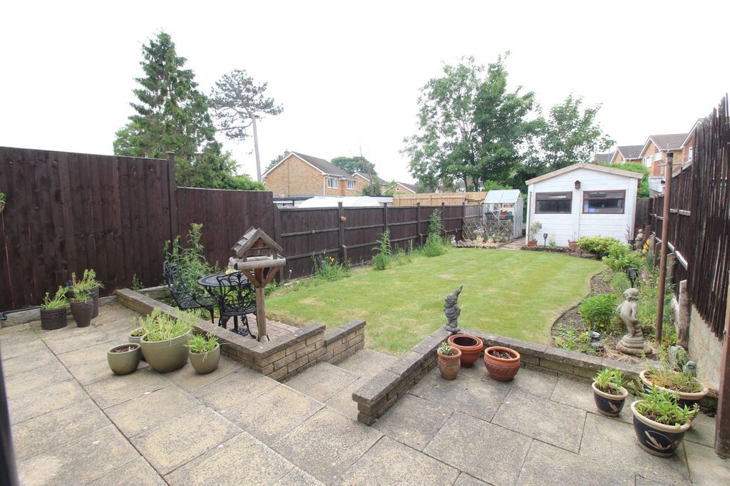 Property photo 2 of 12 Picture No. 09
