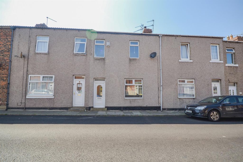 Property photo 1 of 11