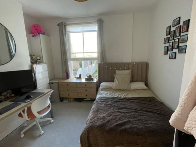 Property photo 3 of 5 Bedroom