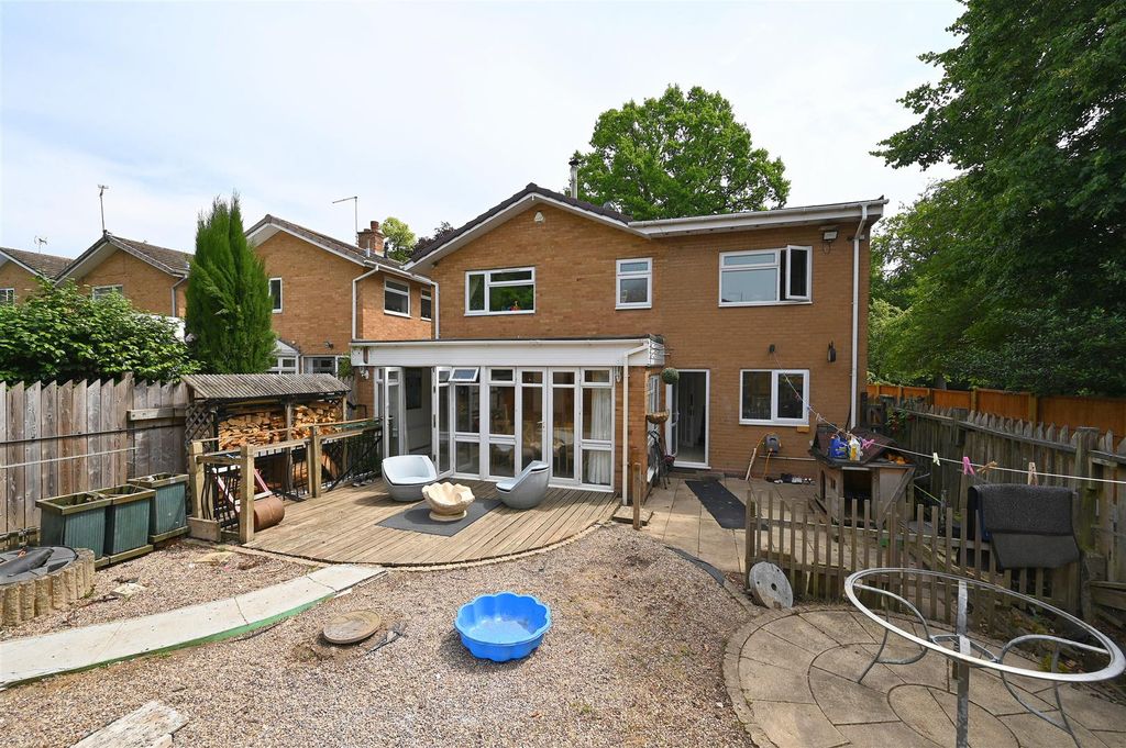 Property photo 1 of 25