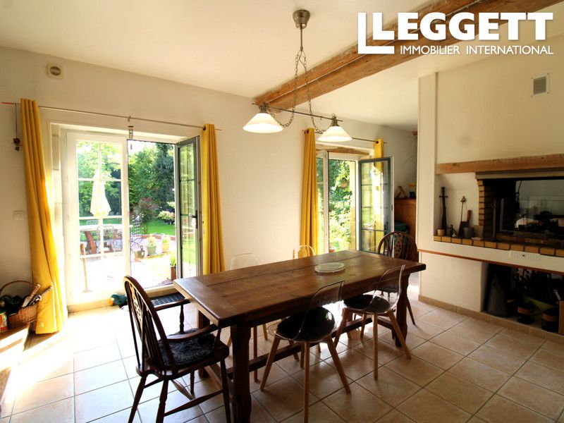 Property photo 2 of 10