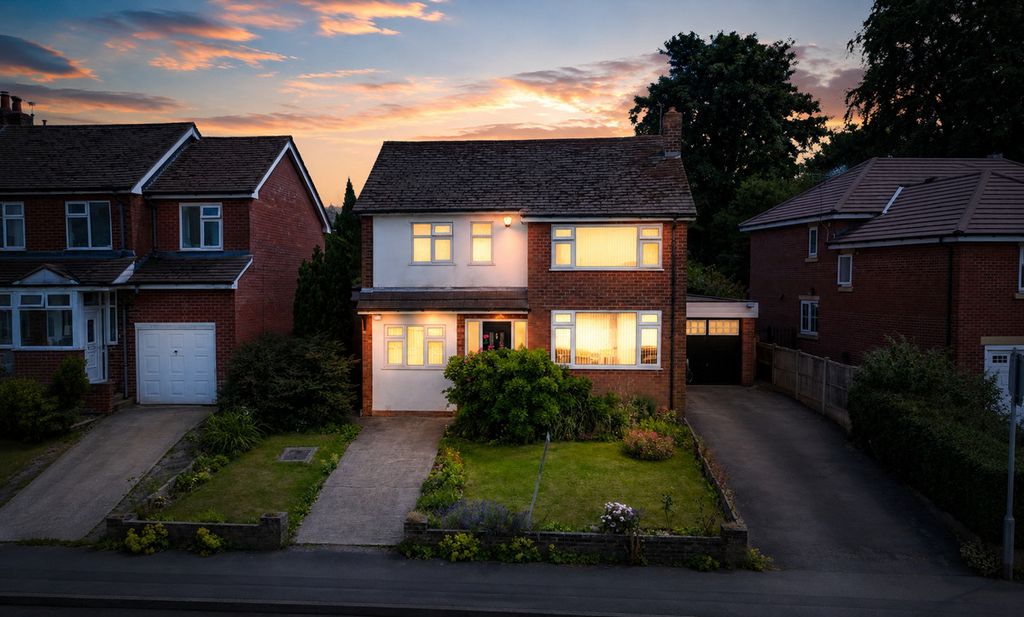 Property photo 1 of 32