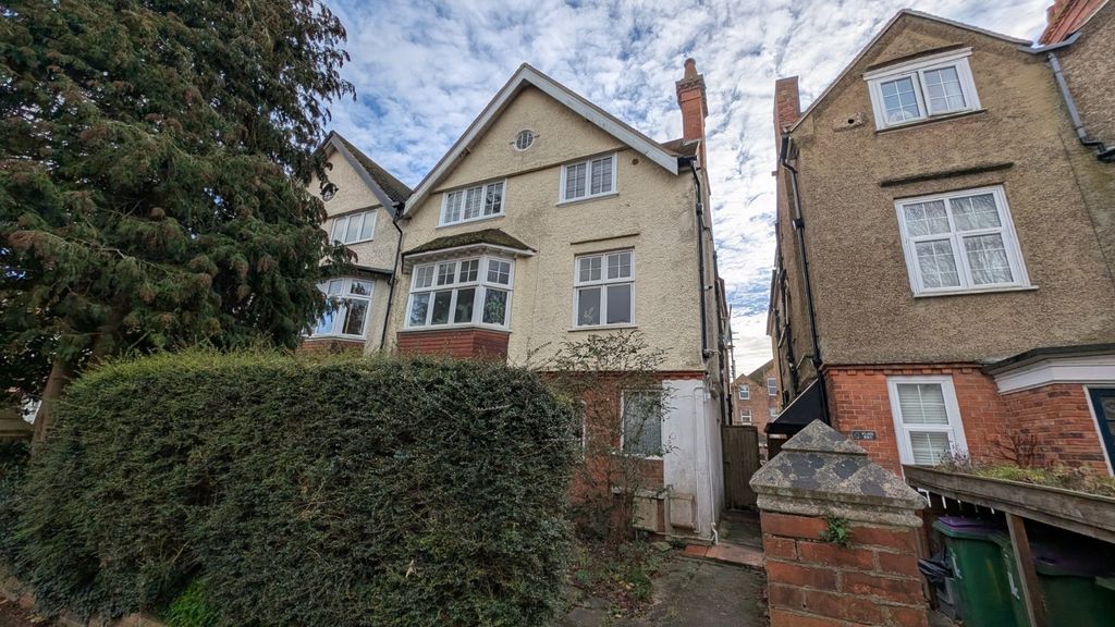 Property photo 2 of 2 Picture 2