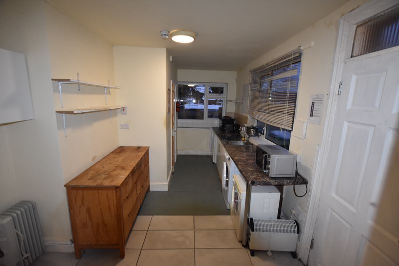 Property photo 2 of 6 Photo 1