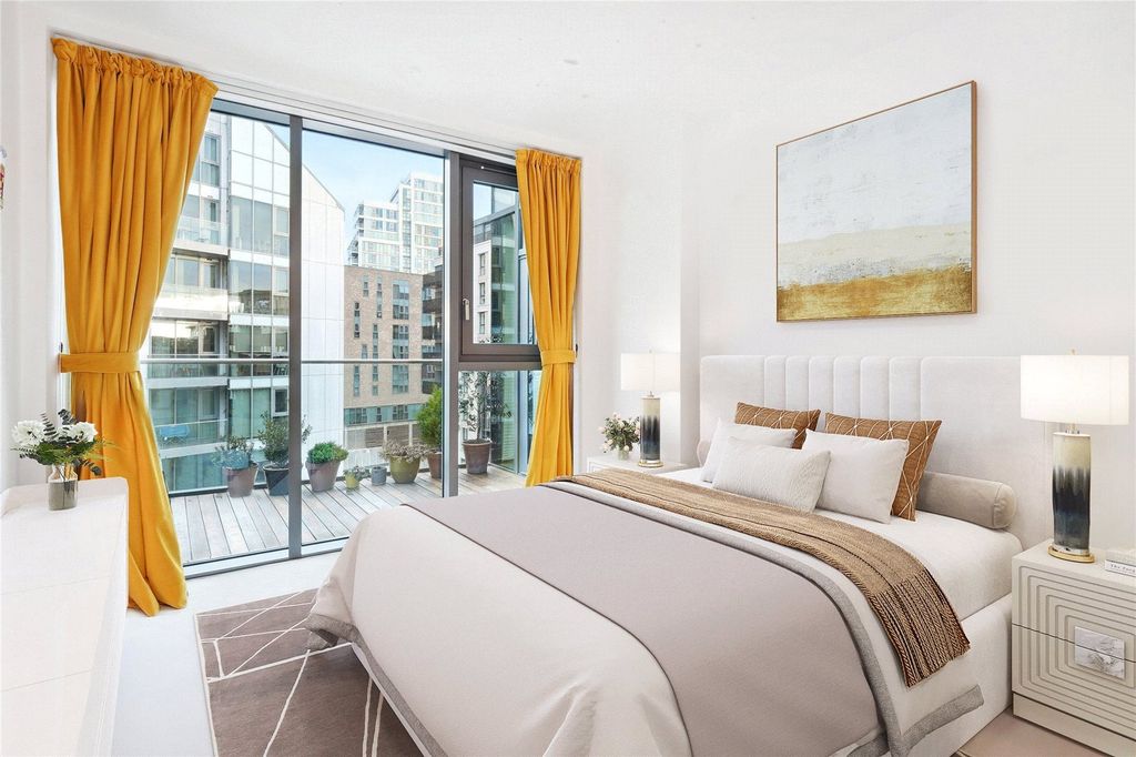 Property photo 2 of 8