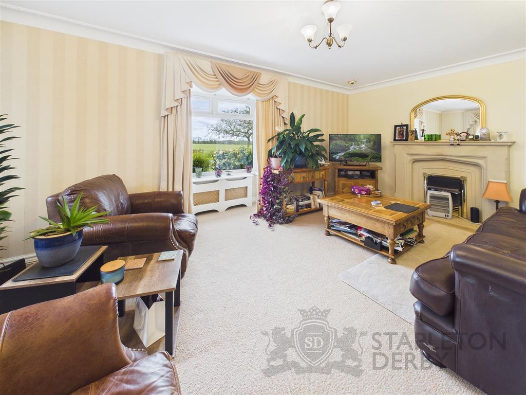 Property photo 2 of 27 Cam04709G0-Pr0373-Still011.Jpg