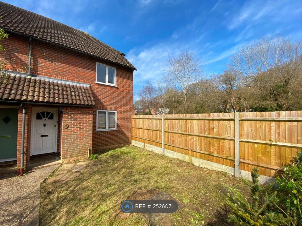 Property photo 2 of 9