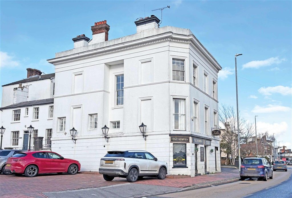 Property photo 2 of 3