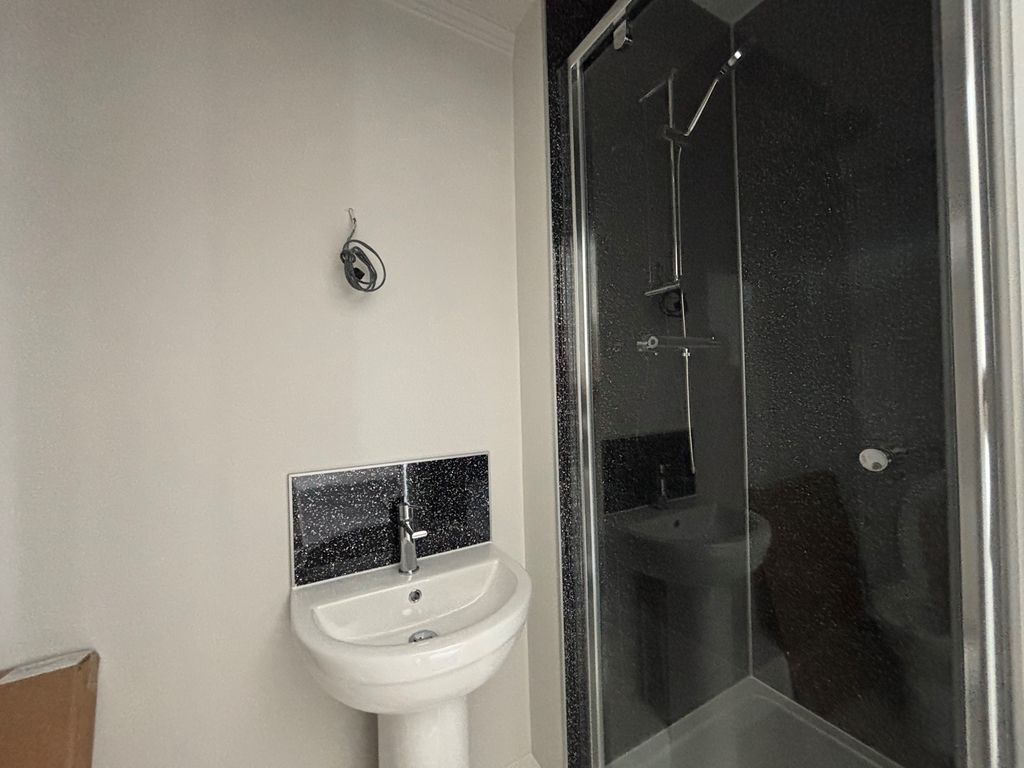 Property photo 3 of 3