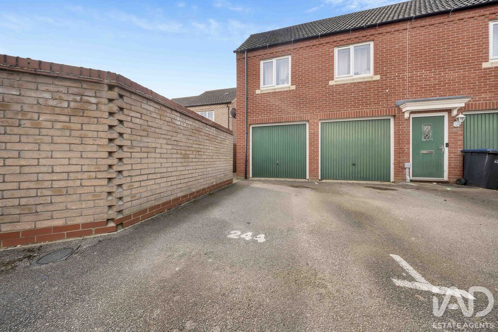 Property photo 3 of 29